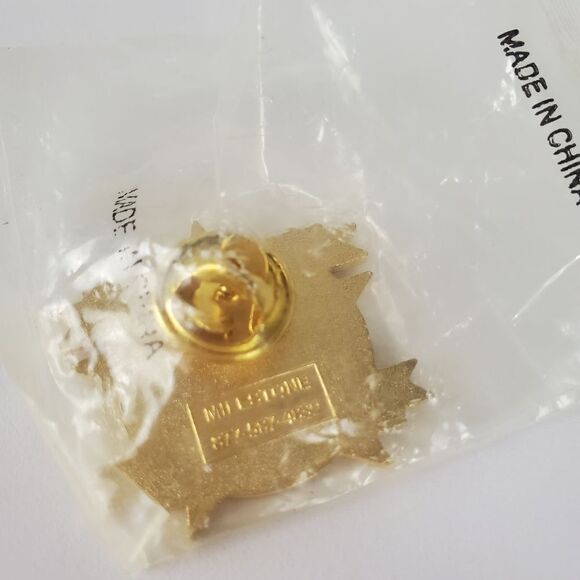 U.S. Military American Fallen Hero Lapel Pin NEW - Picture 5 of 5